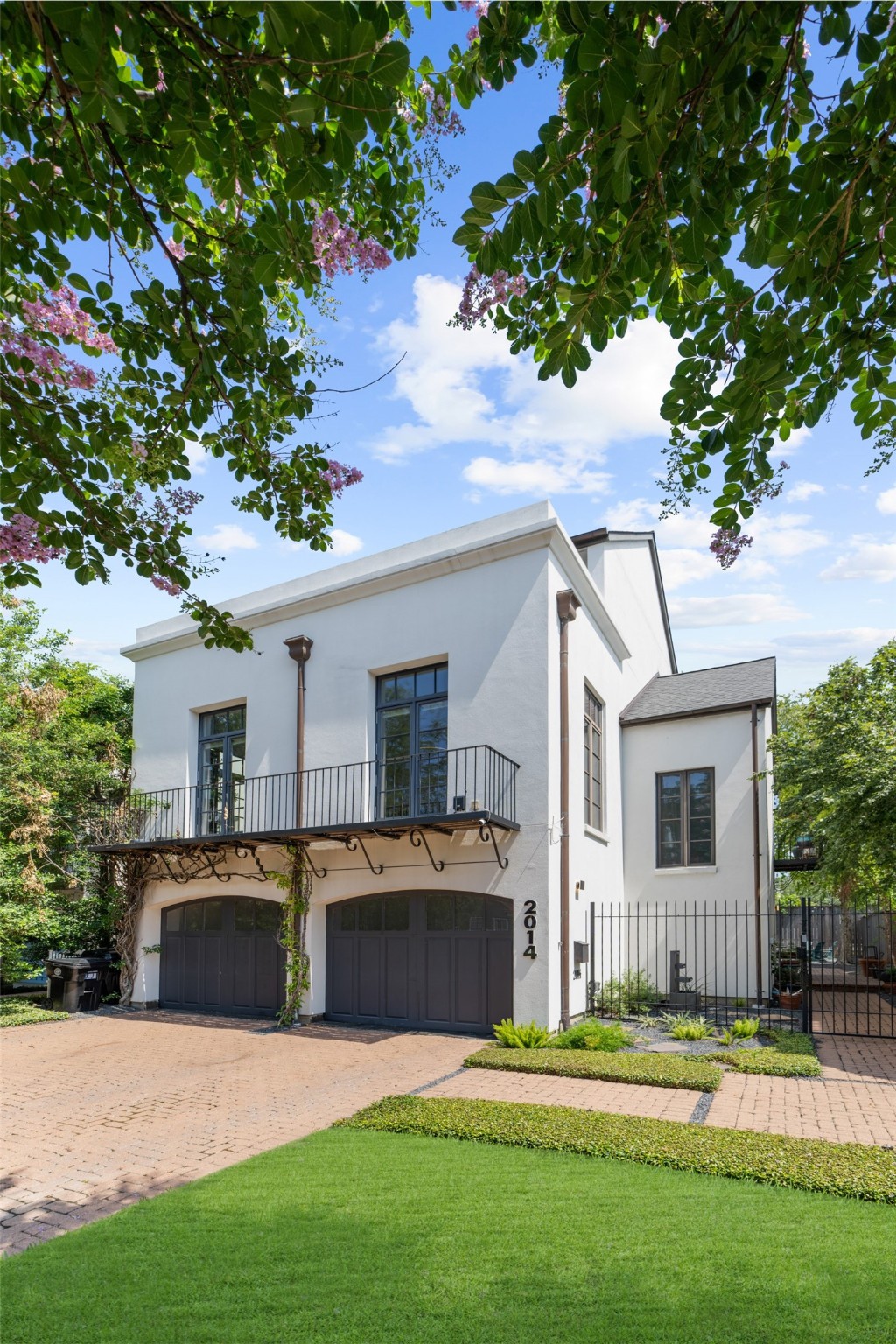 2014 Decatur Street Houston, TX 77007 - Photo 41 of 41 a view of a house with a yard
