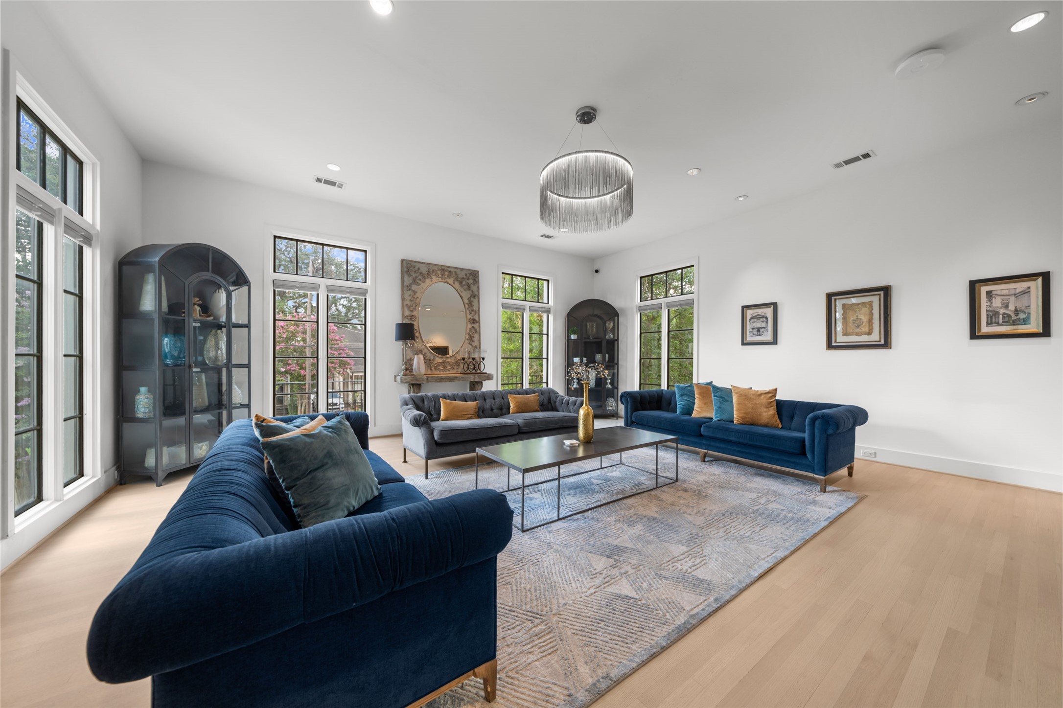 2014 Decatur Street Houston, TX 77007 - Photo 6 of 41 a living room with furniture and wooden floor