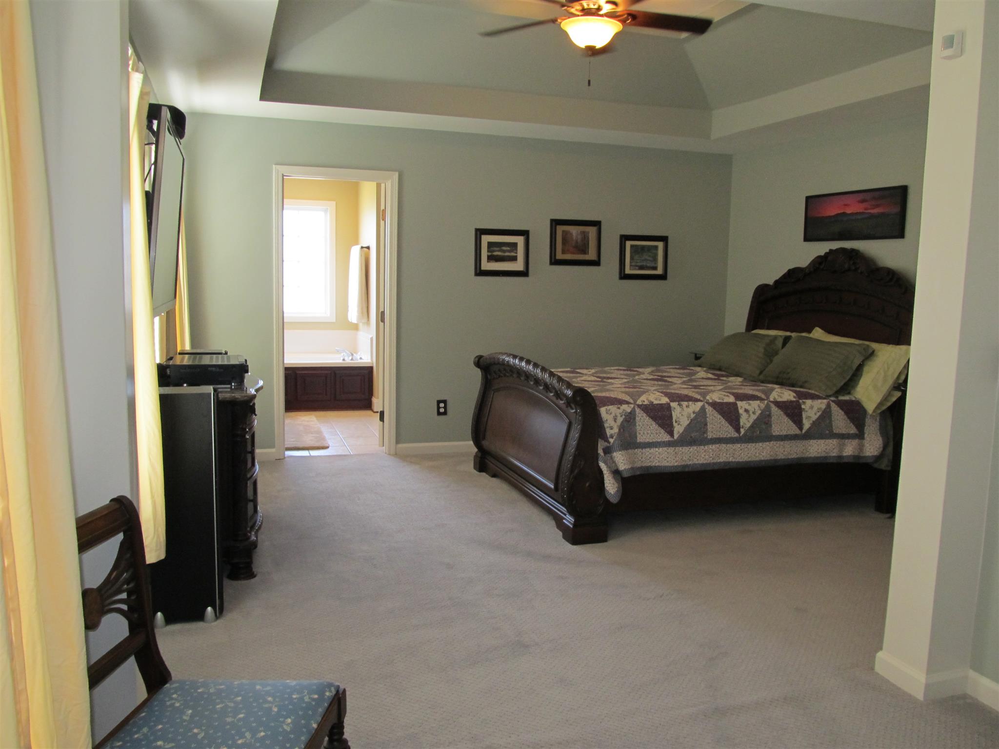 859 Longview Road Shelbyville, TN 37160 - Photo 11 of 30 Large Master Suite - has area for office or reading
