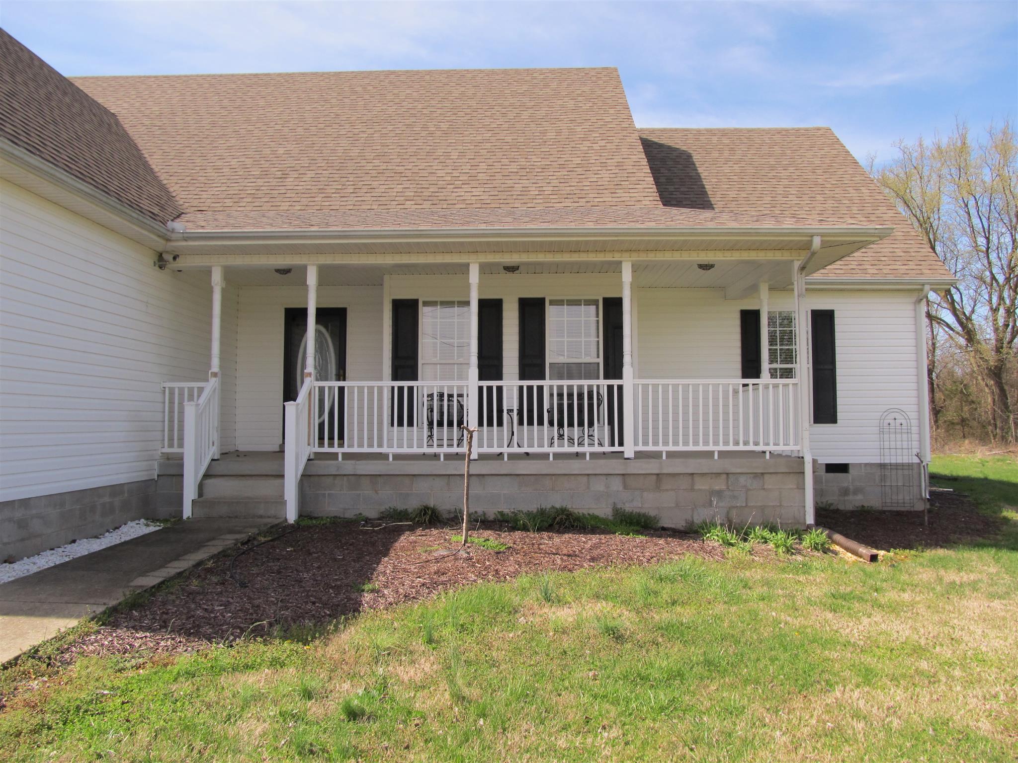 859 Longview Road Shelbyville, TN 37160 - Photo 28 of 30 landscaped with sprinkler sysem