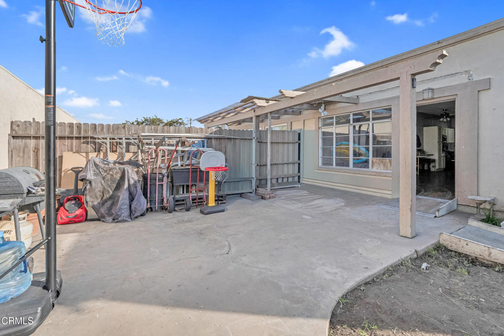 2941 West Hemlock Street, Unit 22 Oxnard, CA 93035 - Photo 13 of 14