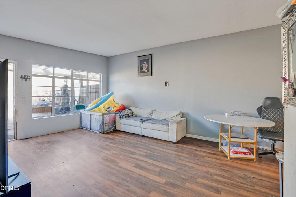 2941 West Hemlock Street, Unit 22 Oxnard, CA 93035 - Photo 8 of 14