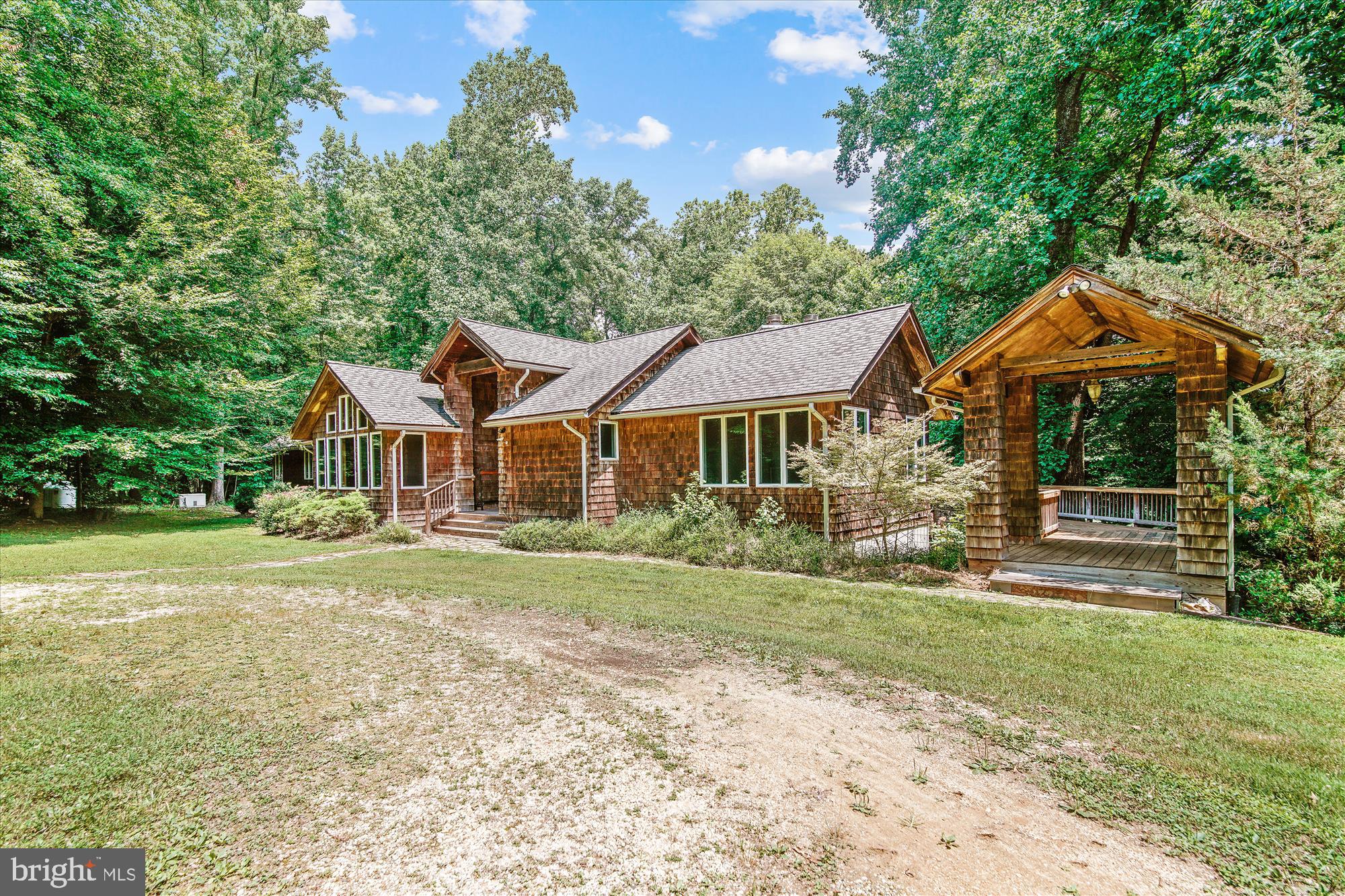14702 West Auburn Road Accokeek, MD 20607 - Photo 3 of 76