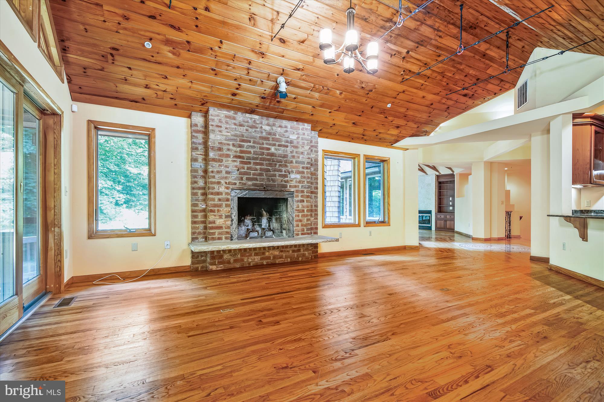 14702 West Auburn Road Accokeek, MD 20607 - Photo 22 of 76 Wood burning stove in living room