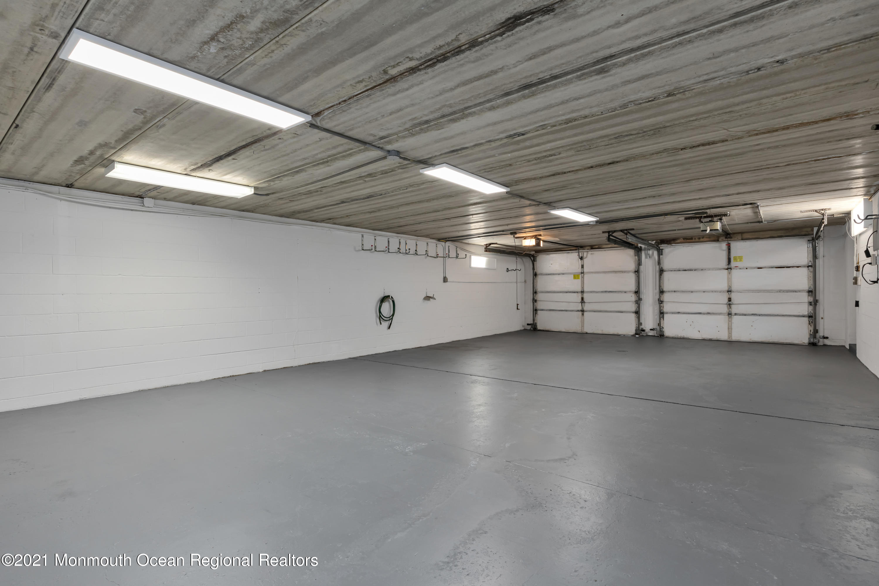 24 Blossom Cove Road Red Bank, NJ 07701 - Photo 25 of 33 Tandem 4 car garage