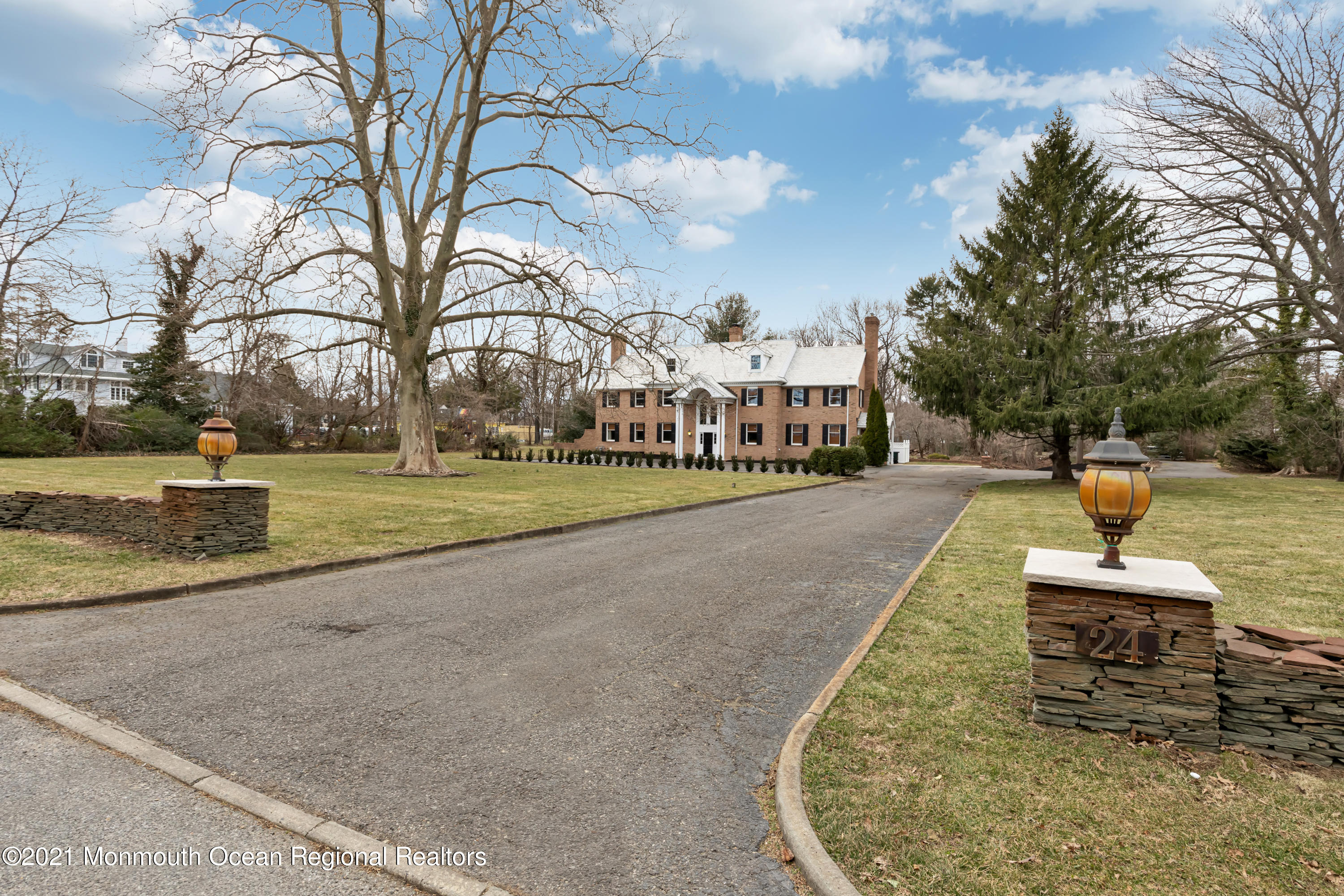 24 Blossom Cove Road Red Bank, NJ 07701 - Photo 33 of 33 Front 2