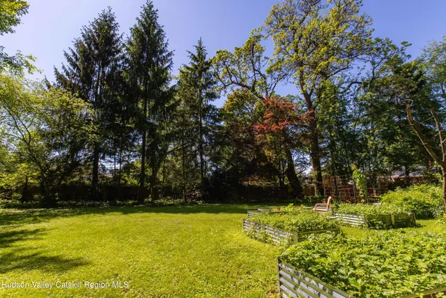 $1,100,000 | 2 Malden Avenue, Saugerties, NY 12477