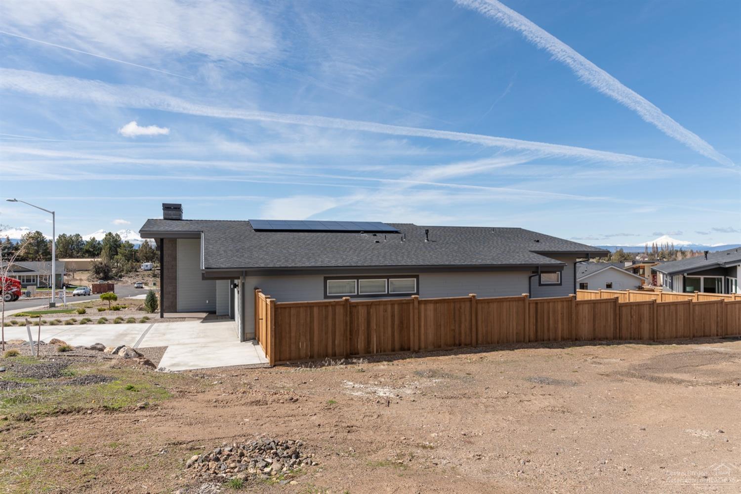 4577 Southwest Zenith Avenue Redmond, OR 97756 - Photo 15 of 23 Additional Photo