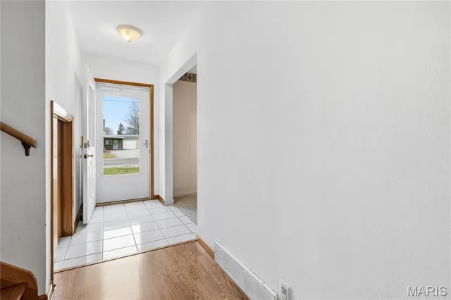 $249,900 | 206 Oak Street, Raymond, IL 62560