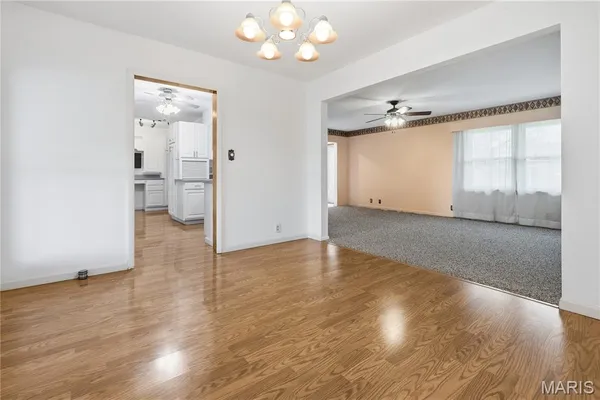 $249,900 | 206 Oak Street, Raymond, IL 62560