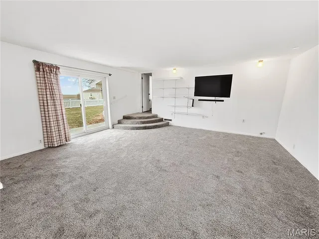 $249,900 | 206 Oak Street, Raymond, IL 62560