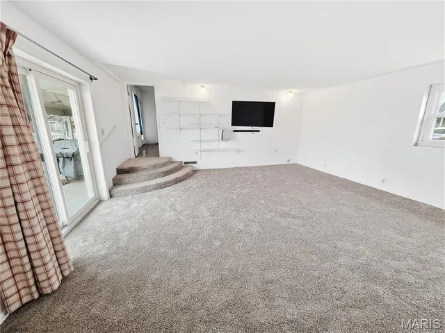 $249,900 | 206 Oak Street, Raymond, IL 62560