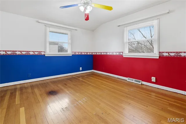 $249,900 | 206 Oak Street, Raymond, IL 62560