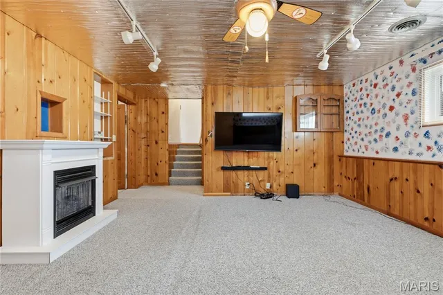 $249,900 | 206 Oak Street, Raymond, IL 62560