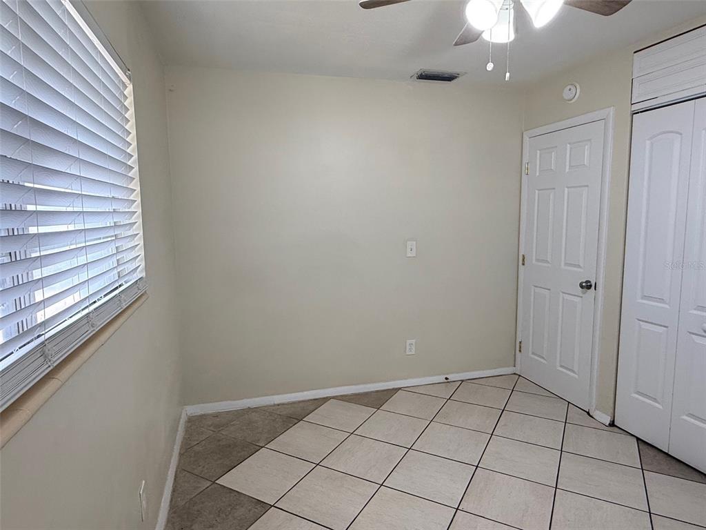 3704 36th Street West Bradenton, FL 34205 - Photo 21 of 34 a view of an empty room and window
