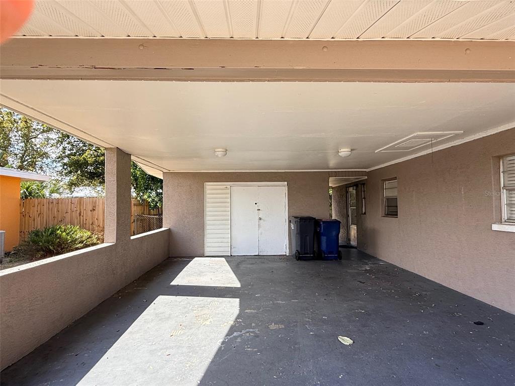 3704 36th Street West Bradenton, FL 34205 - Photo 31 of 34 a living room with furniture and a large window