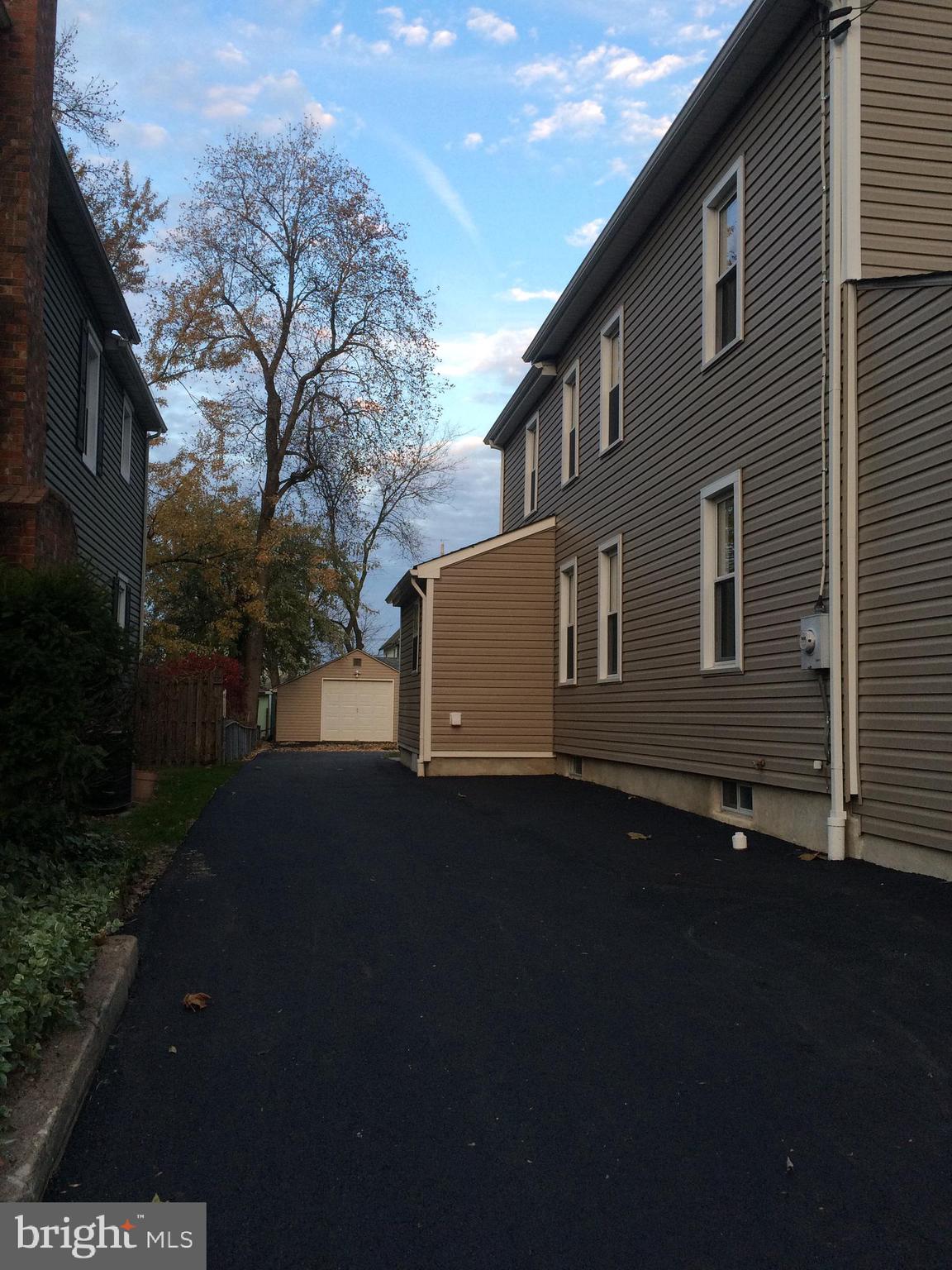 203 Delaware Avenue Riverside, NJ 08075 - Photo 2 of 37 Side View