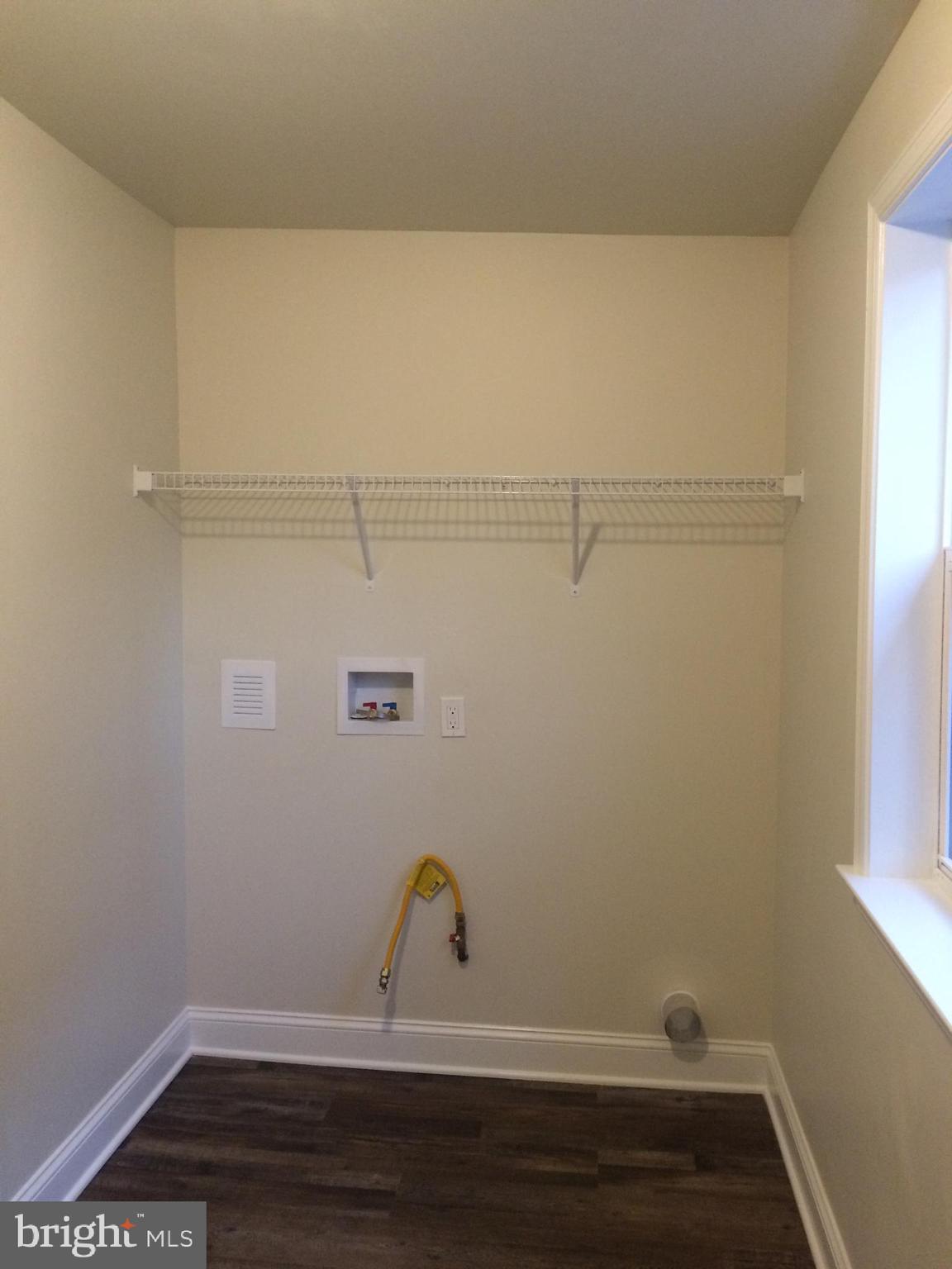 203 Delaware Avenue Riverside, NJ 08075 - Photo 16 of 37 Laundry Room off of Kitchen