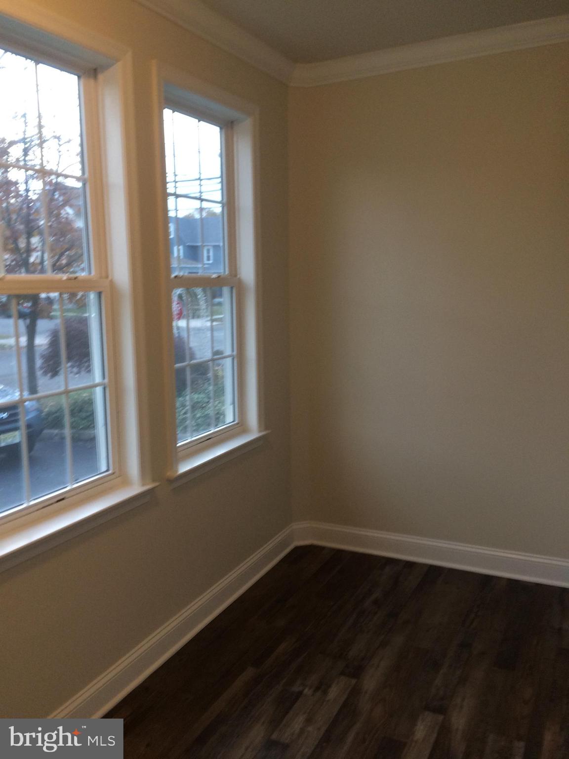 203 Delaware Avenue Riverside, NJ 08075 - Photo 5 of 37 Sun porch