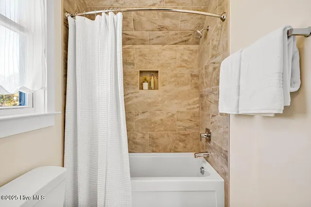 $949,000 | 3810 River Park Way Northeast, Leland, NC 28451