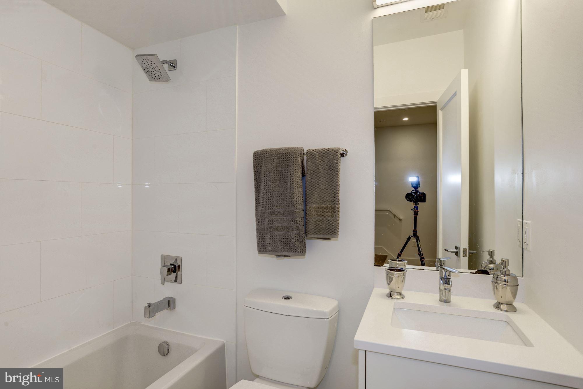 1106 T Street Northwest Washington, DC 20009 - Photo 22 of 29