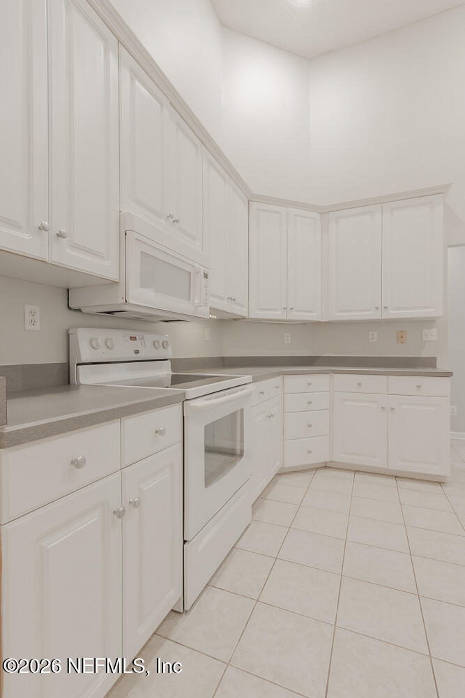 1942 Derringer Road Jacksonville, FL 32225 - Photo 14 of 44 20250526_derringer_rd_8041