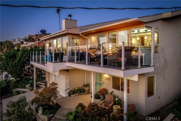 $1,599,000 | 2560 Juniper Avenue, Morro Bay, CA 93442