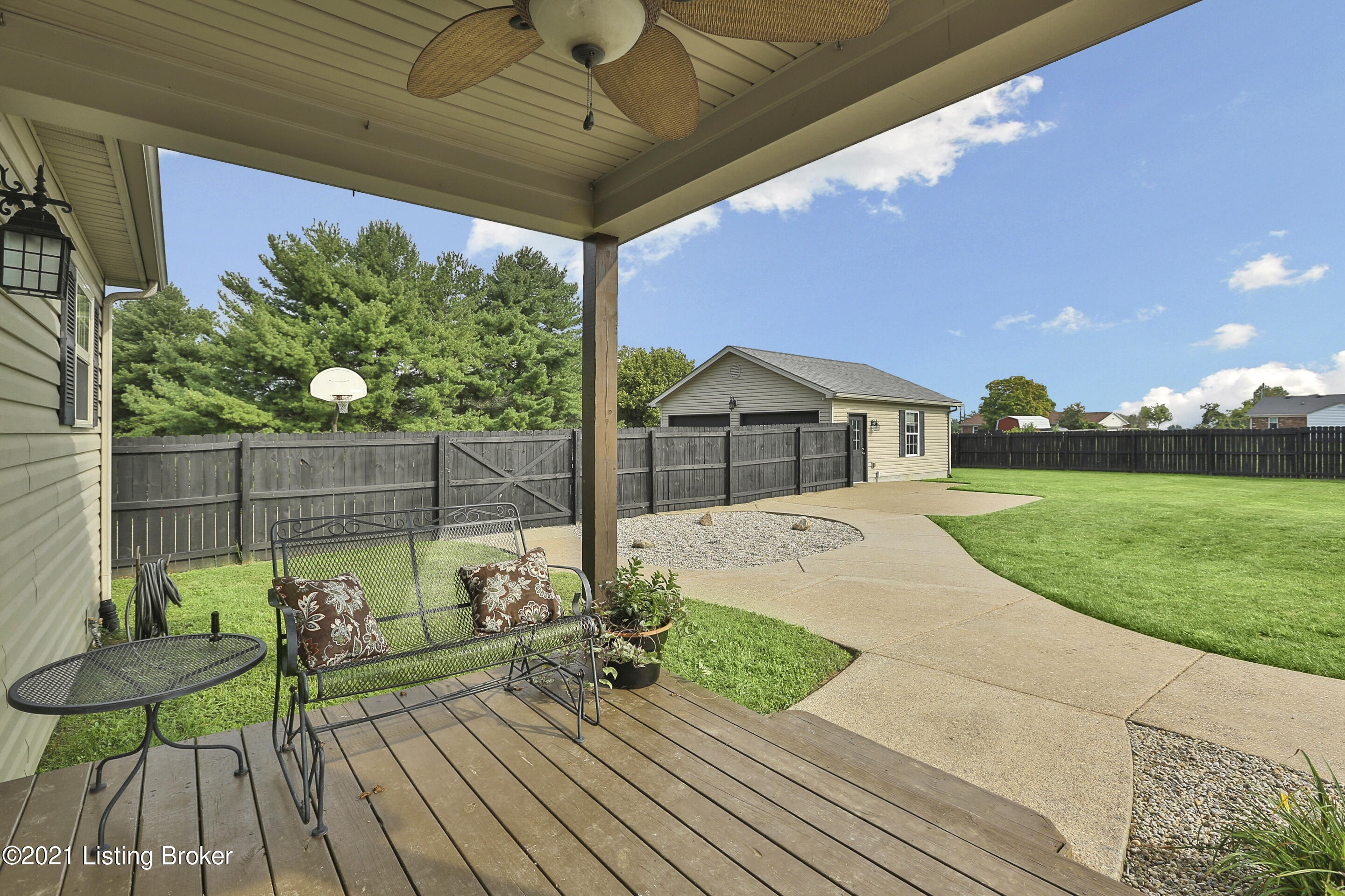 8245 Frankfort Road Waddy, KY 40076 - Photo 43 of 44 8245-frankfort-road-waddy-ky-usa-043