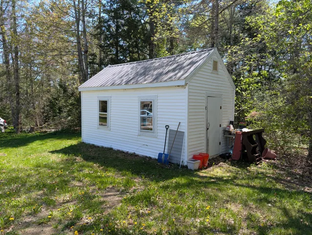 $565,000 | 46 Boston Road, Winterport, ME 04496