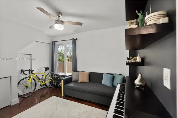$780,000 | 1005 8th Street, Unit 206, Miami Beach, FL 33139