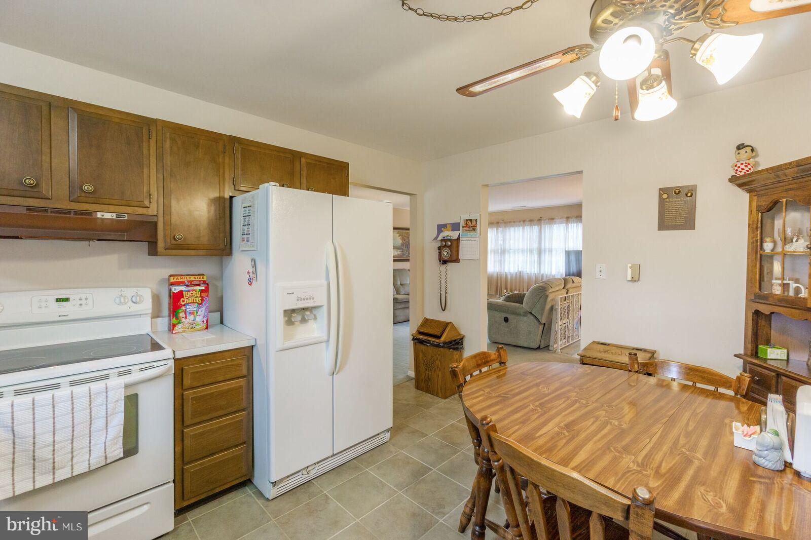 4475 Bethel Road Boothwyn, PA 19061 - Photo 14 of 32 Kitchen
