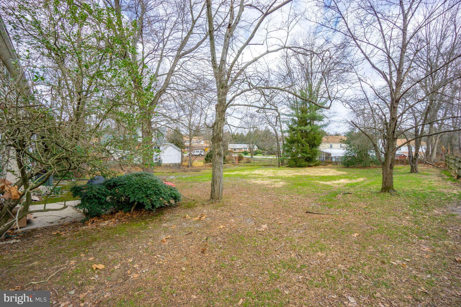 4475 Bethel Road Boothwyn, PA 19061 - Photo 5 of 32 Backyard
