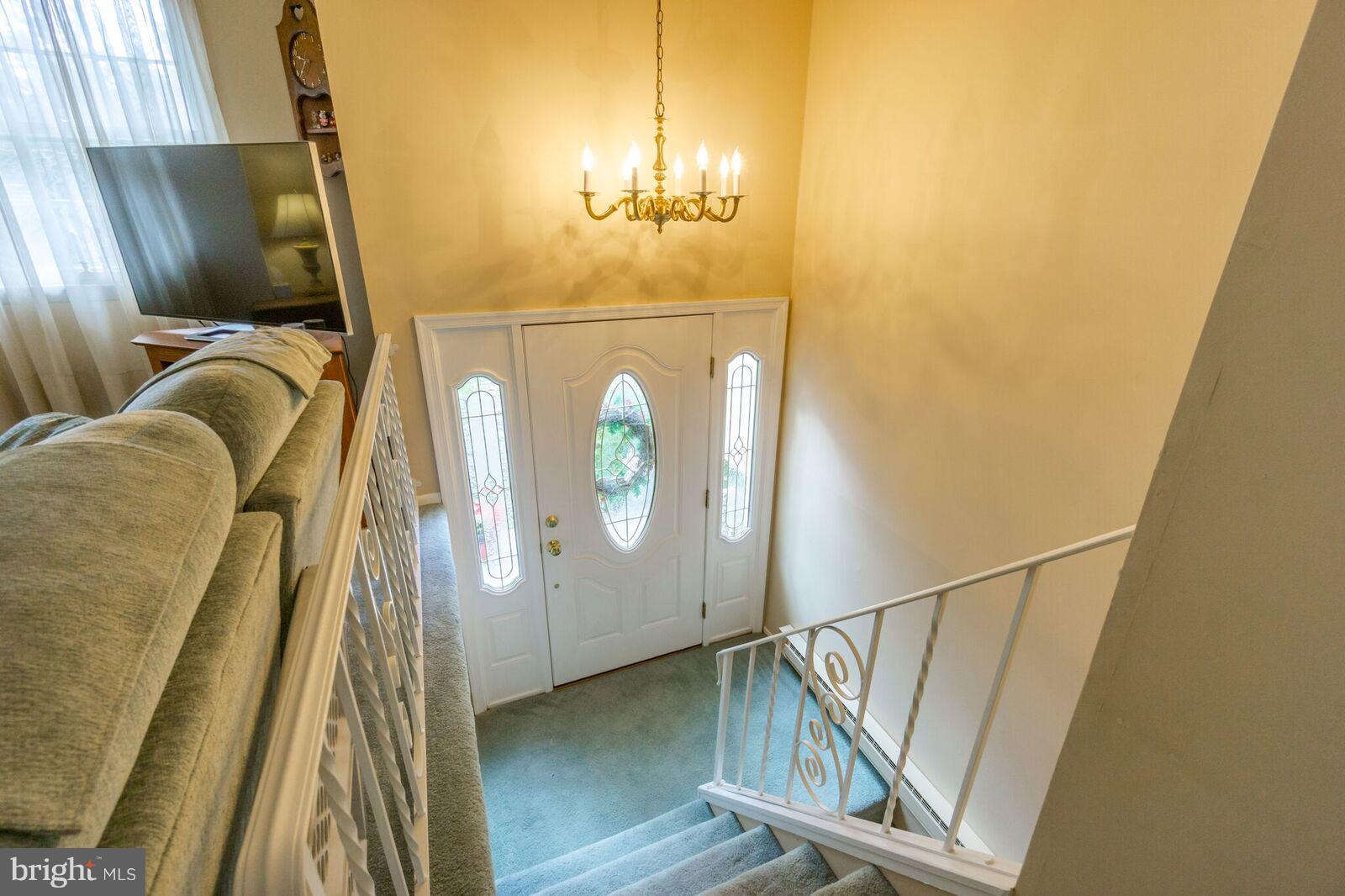 4475 Bethel Road Boothwyn, PA 19061 - Photo 6 of 32 Foyer
