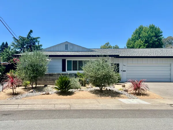 $829,990 | 4400 Capri Way, Sacramento, CA 95822