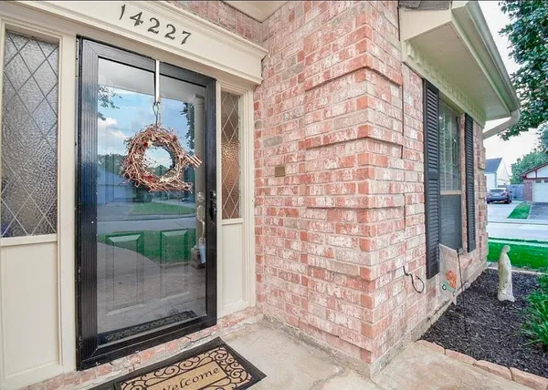 $2,650 | 14227 Sandfield Drive, Houston, TX 77077