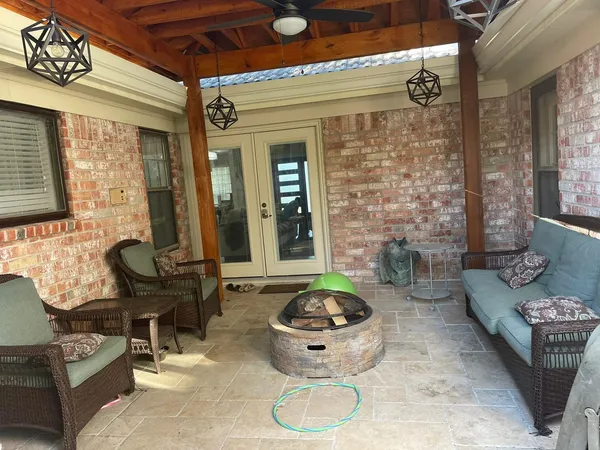 $2,650 | 14227 Sandfield Drive, Houston, TX 77077