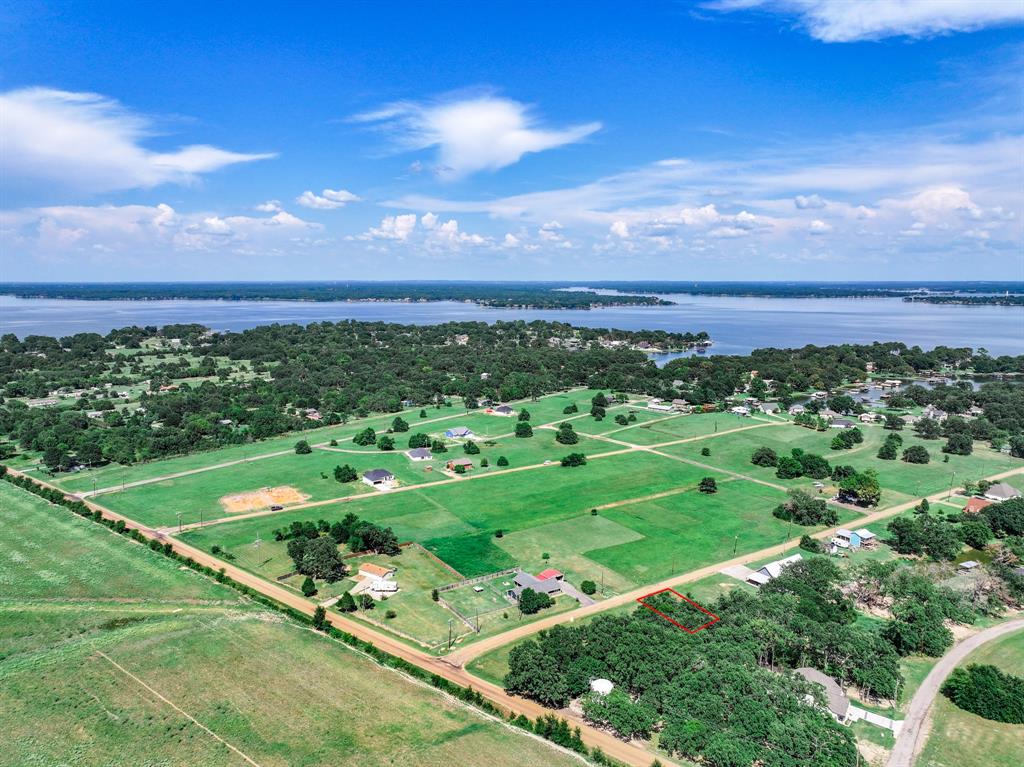 Tbd Lakewood Road Trinidad, TX 75163 - Photo 6 of 7 a view of a city with a big yard