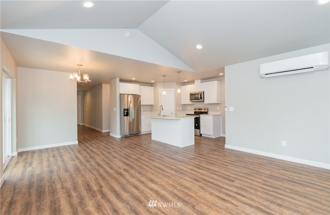 4558 Hall Road Blaine, WA 98230 - Photo 11 of 32