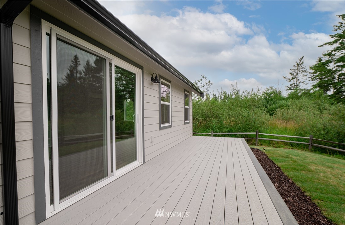 4558 Hall Road Blaine, WA 98230 - Photo 5 of 32