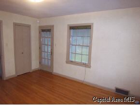 414 Jackson Parkway Springfield, IL 62704 - Photo 6 of 9