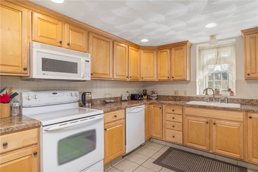 2234 Ten Rod Road Exeter, RI 02822 - Photo 30 of 50
