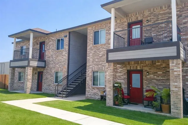 $1,395 | 512 East Hazelwood Street, Unit A, Princeton, TX 75407