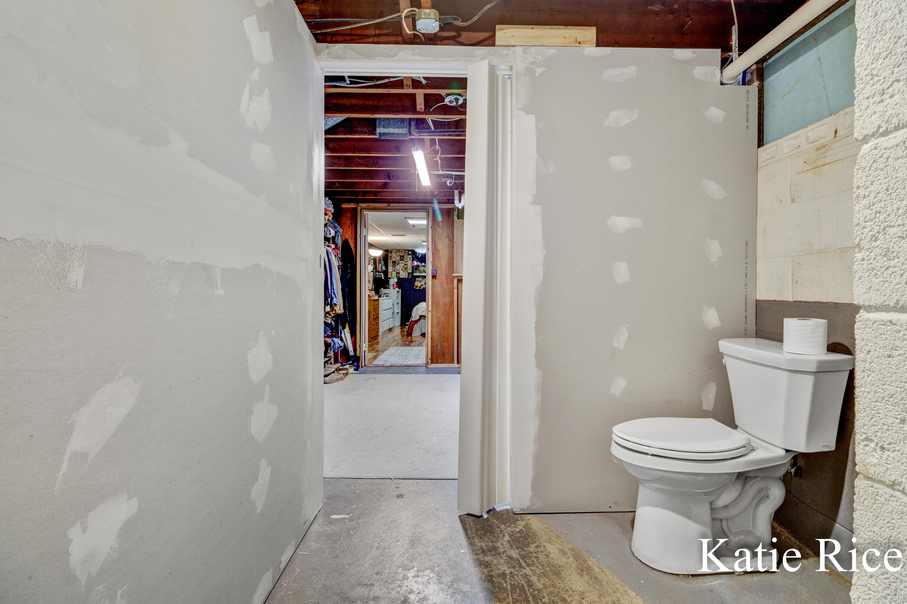 665 Horton Road Muskegon, MI 49445 - Photo 36 of 44 Katie Rice - 665 Horton Road (45)-37