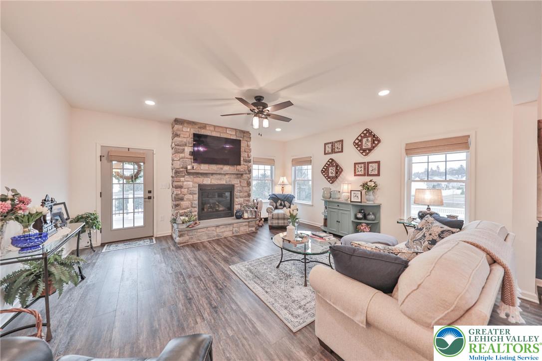 175 Messinger Street Tatamy, PA 18045 - Photo 11 of 46