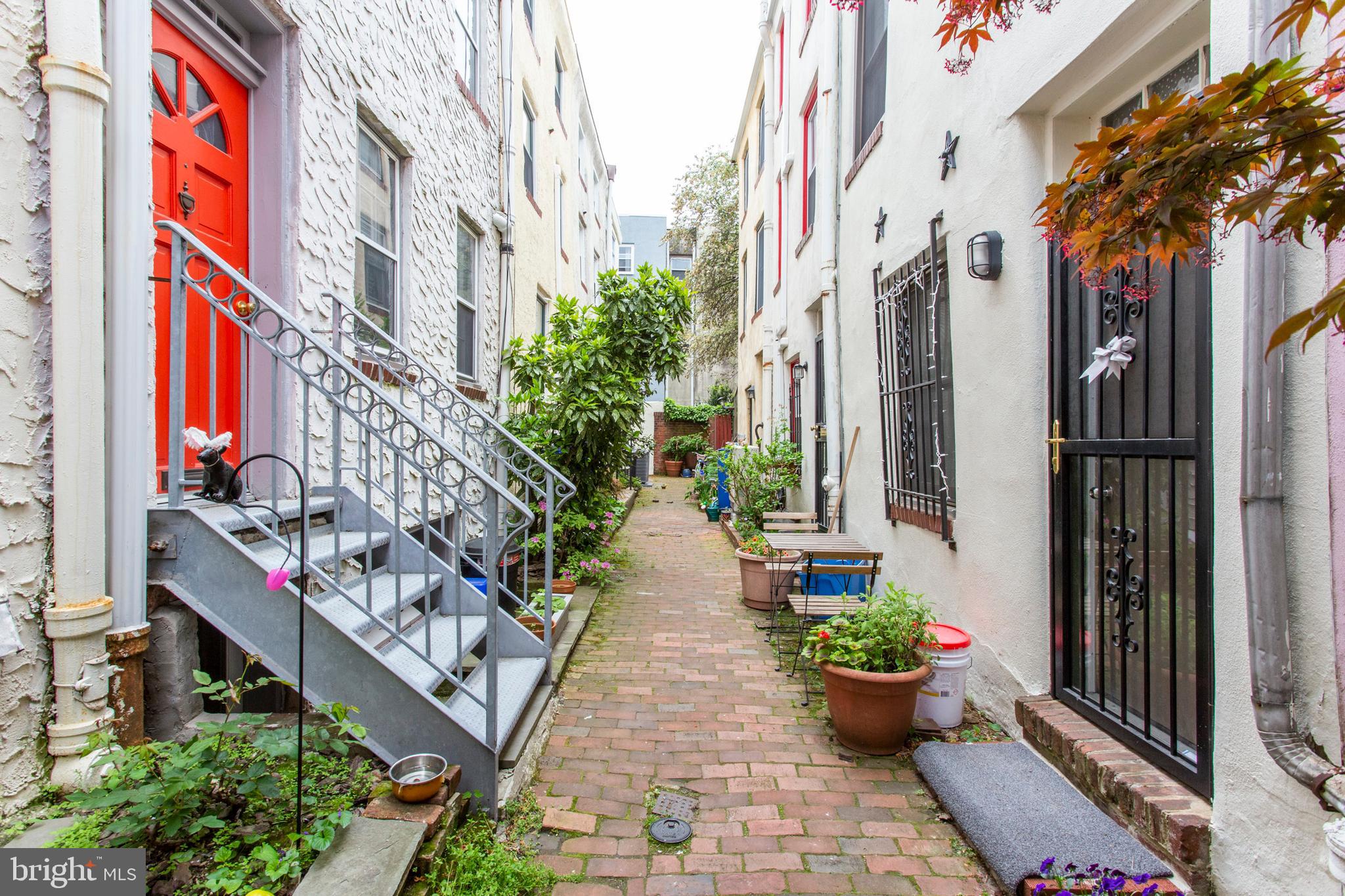 1134 Waverly Street, Unit R4 Philadelphia, PA 19147 - Photo 2 of 20 Gallery Image 2
