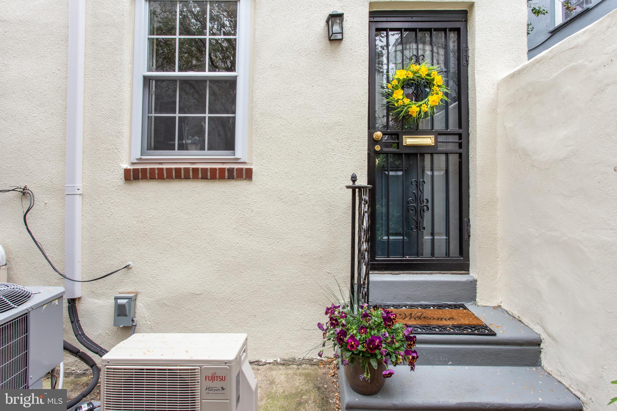 1134 Waverly Street, Unit R4 Philadelphia, PA 19147 - Photo 3 of 20 Gallery Image 3