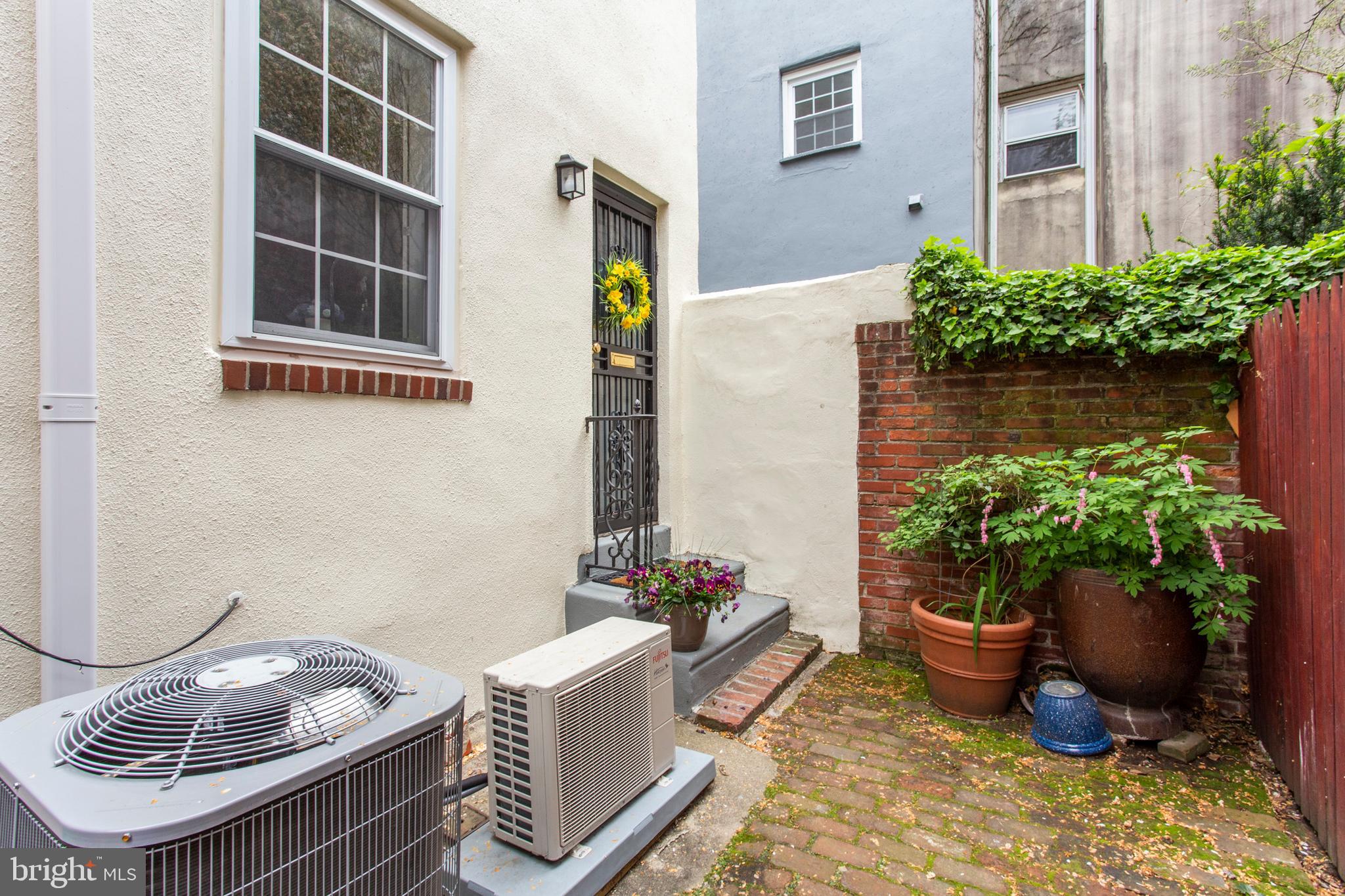 1134 Waverly Street, Unit R4 Philadelphia, PA 19147 - Photo 5 of 20 Gallery Image 5