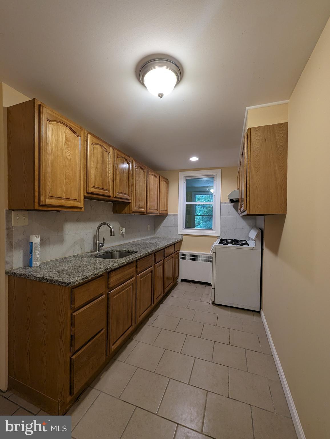 176 Sherbrook Boulevard Upper Darby, PA 19082 - Photo 15 of 39