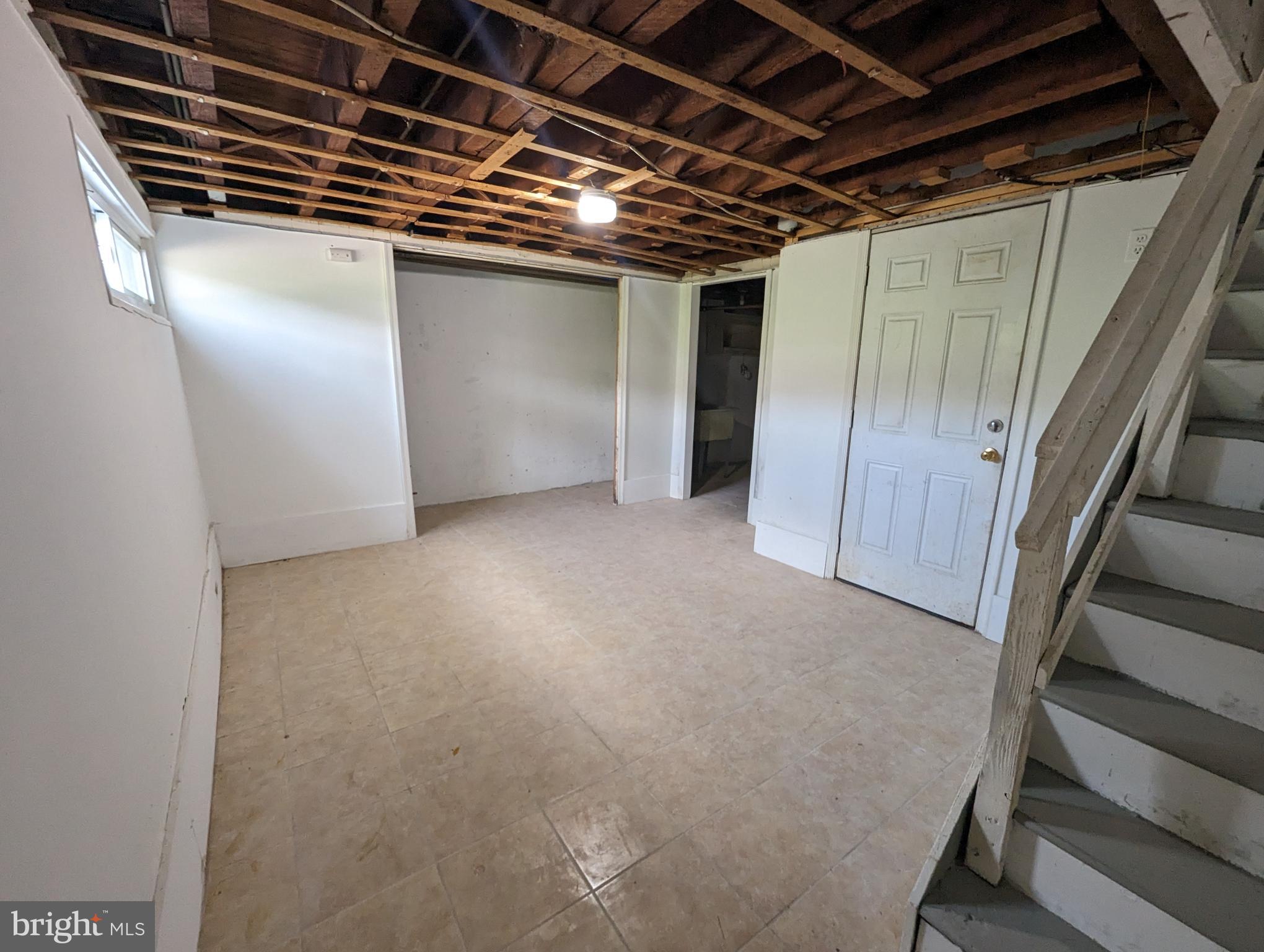 176 Sherbrook Boulevard Upper Darby, PA 19082 - Photo 24 of 39