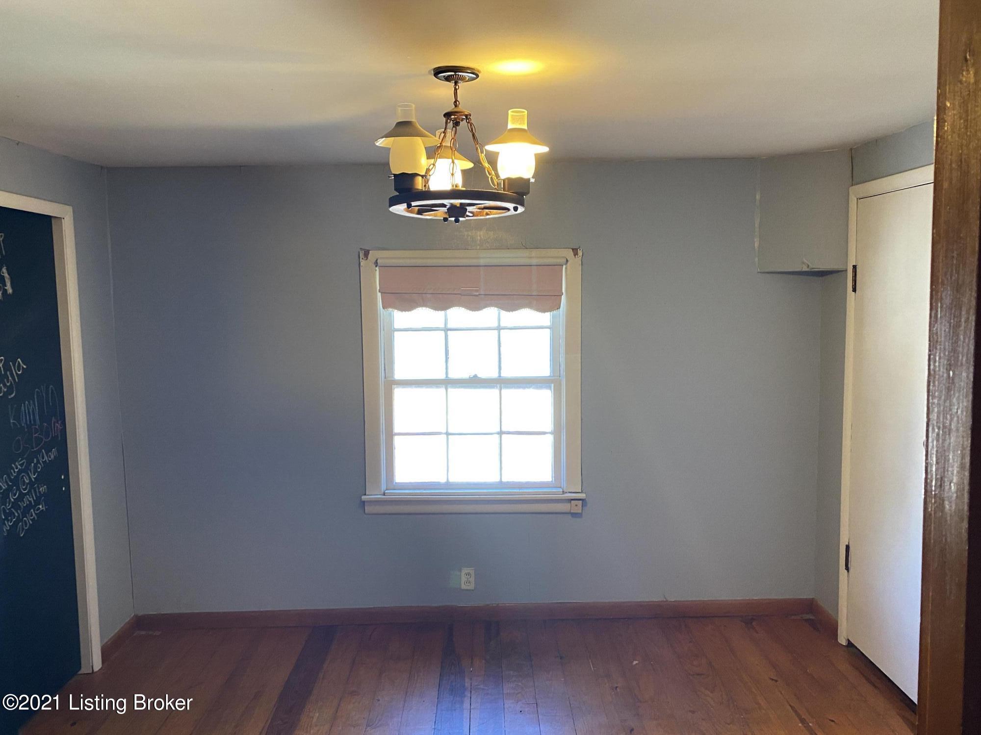 2806 Ralph Avenue Louisville, KY 40216 - Photo 16 of 27 IMG_1451